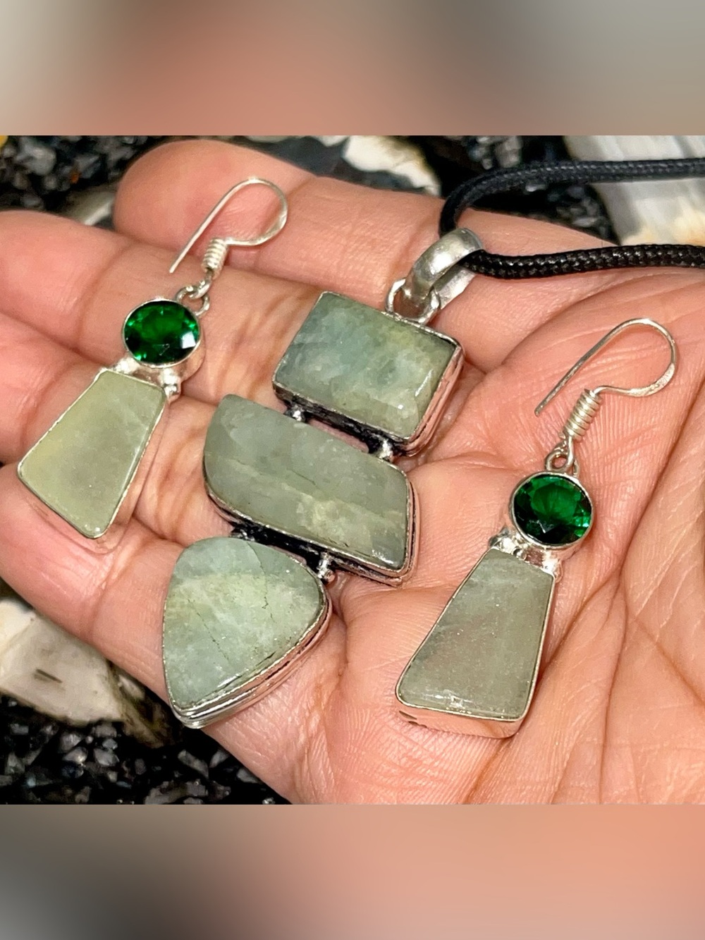 Aquamarine Beryl Crystal Pendant & Earrings